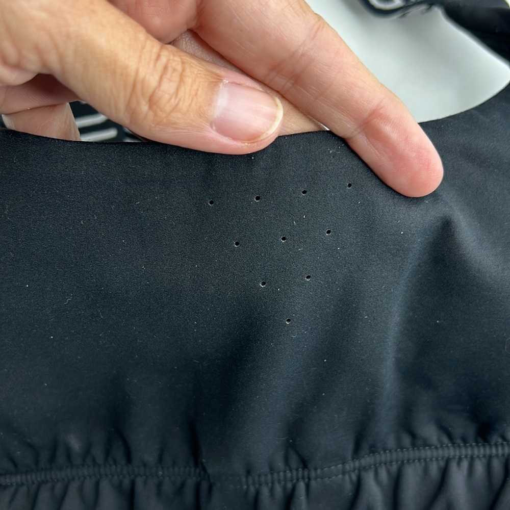 Figs Performance Under Scrubs Bra Small - image 5